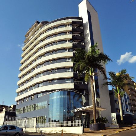 Golden Blue Hotel Londrina Eksteriør billede