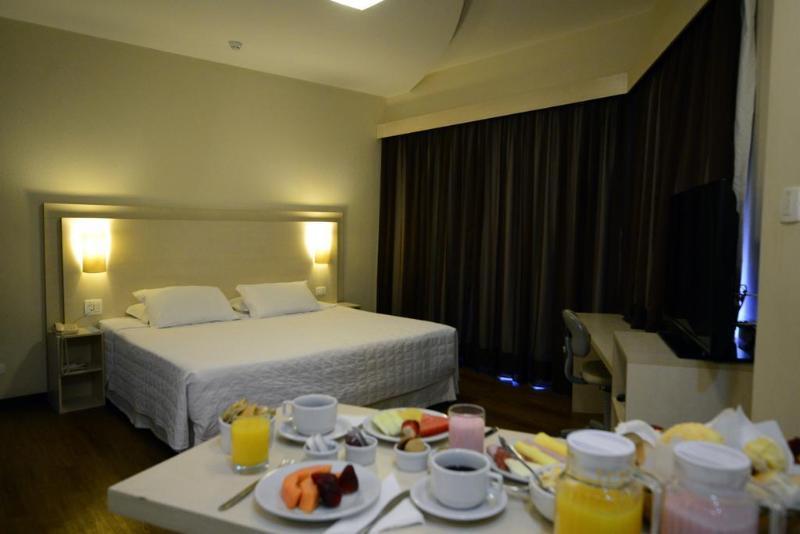 Golden Blue Hotel Londrina Eksteriør billede