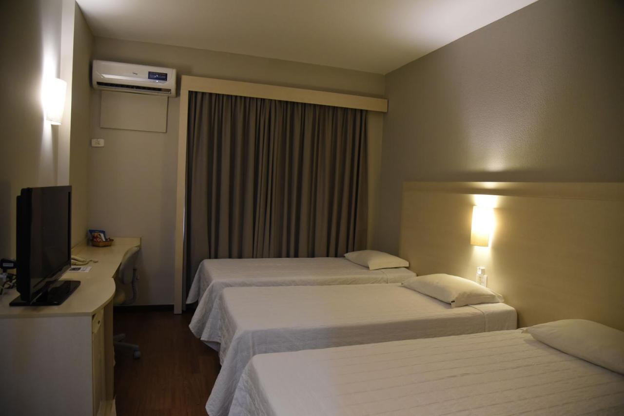 Golden Blue Hotel Londrina Eksteriør billede