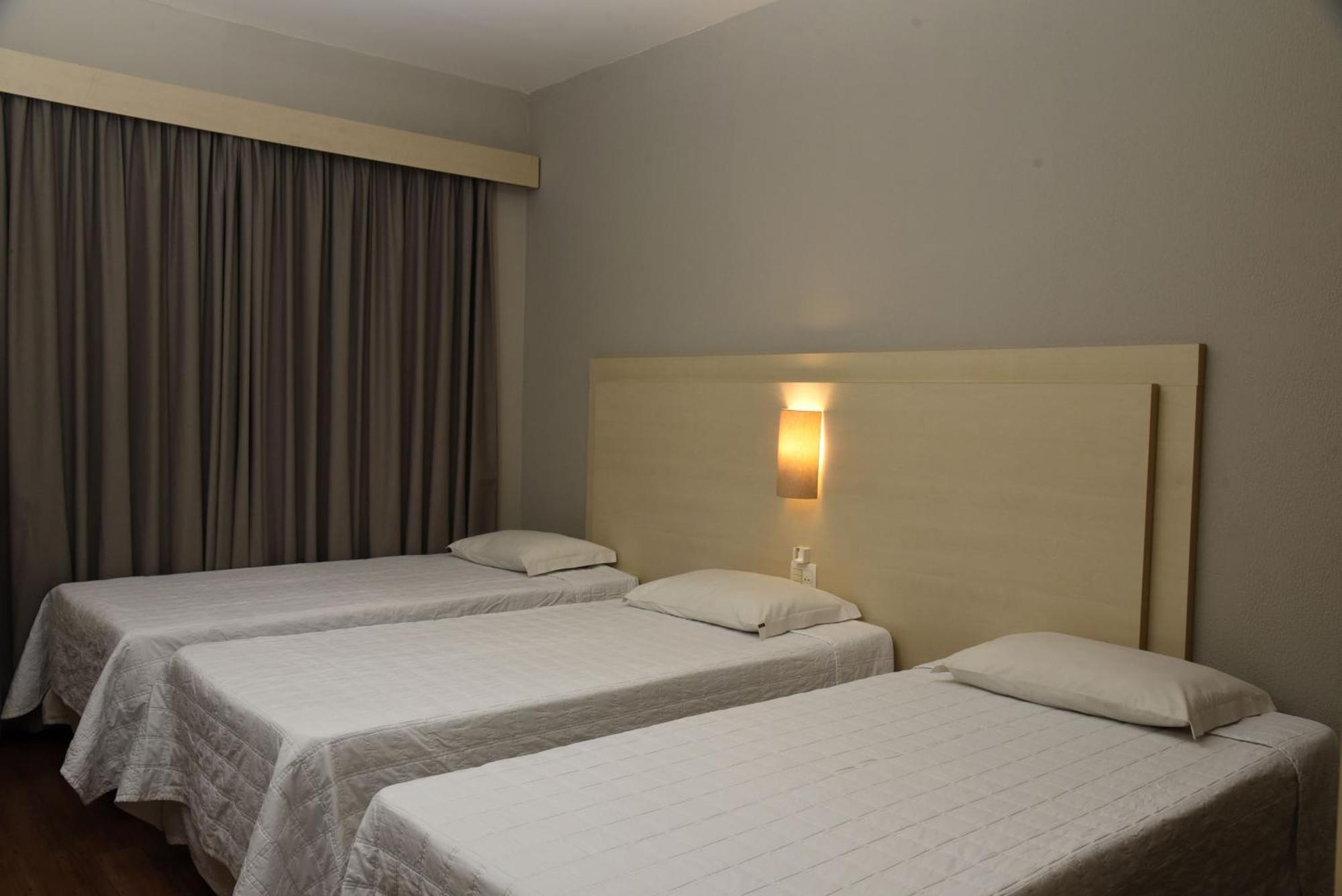 Golden Blue Hotel Londrina Værelse billede