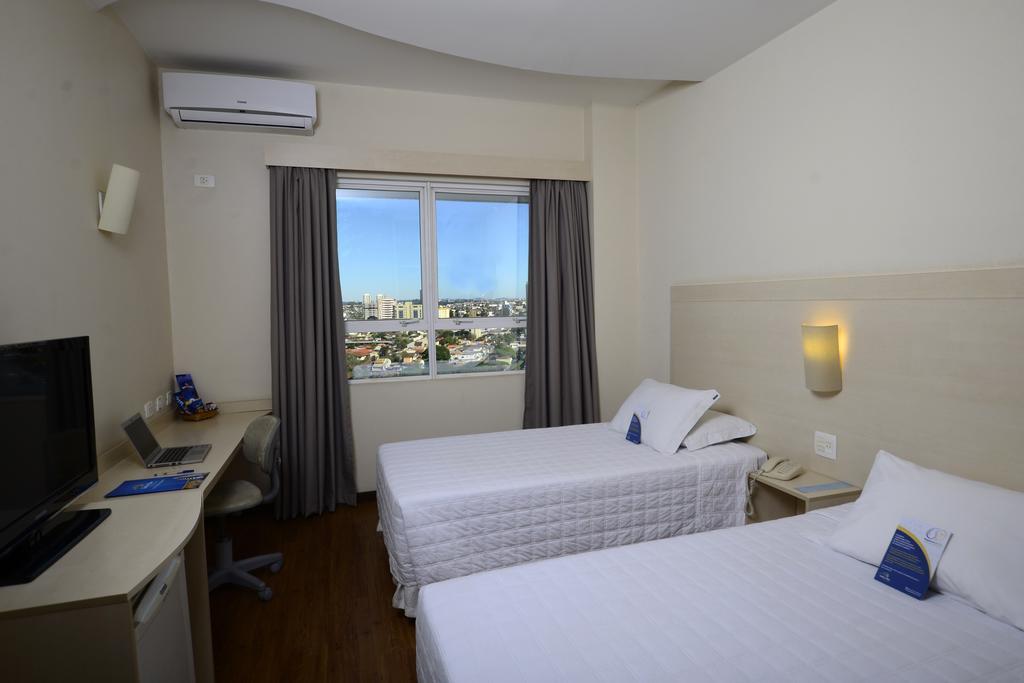 Golden Blue Hotel Londrina Eksteriør billede